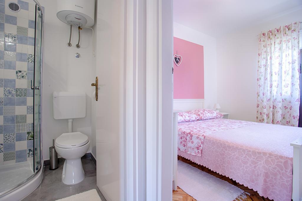 Apartment Dijana Podstrana Luaran gambar